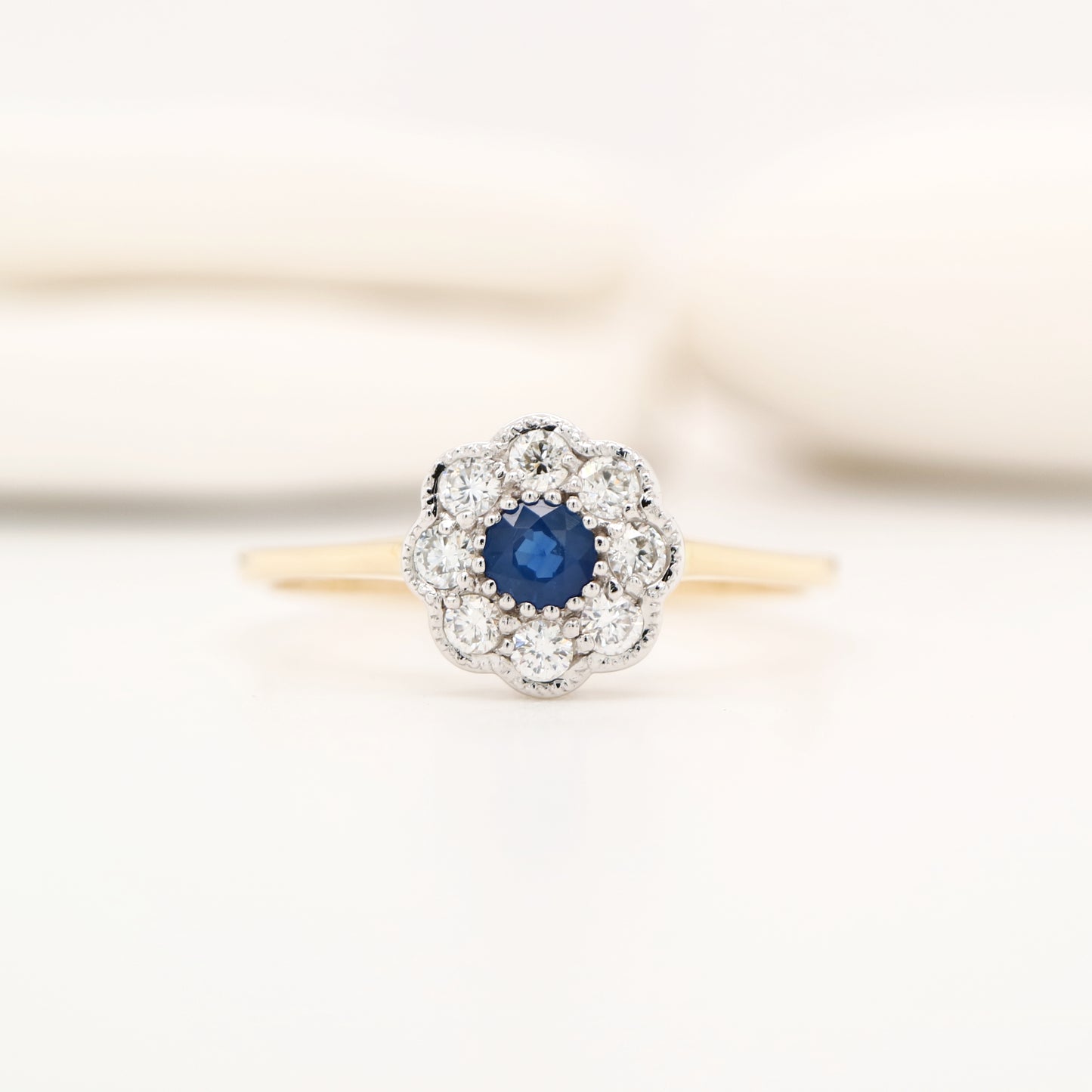 Victorian-style daisy cluster Sapphire and diamond ring in twin gold, daisy style diamond ring, vintage sapphire daisy ring