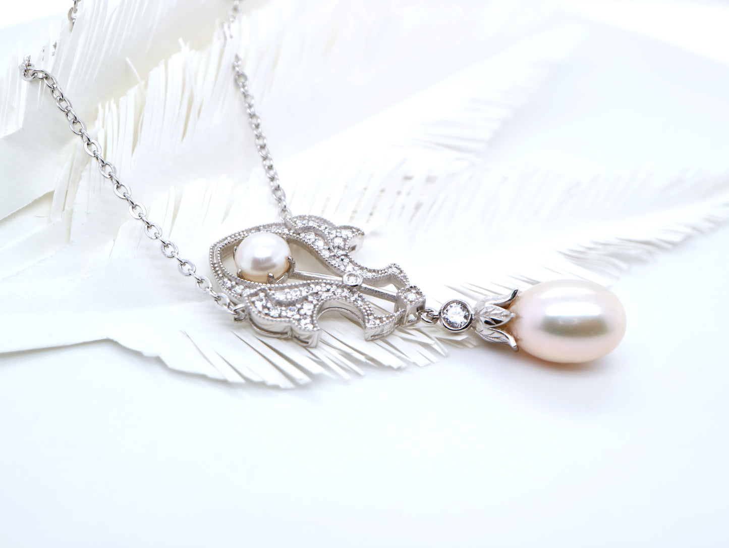 Edwardian vintage pearl and silver necklace