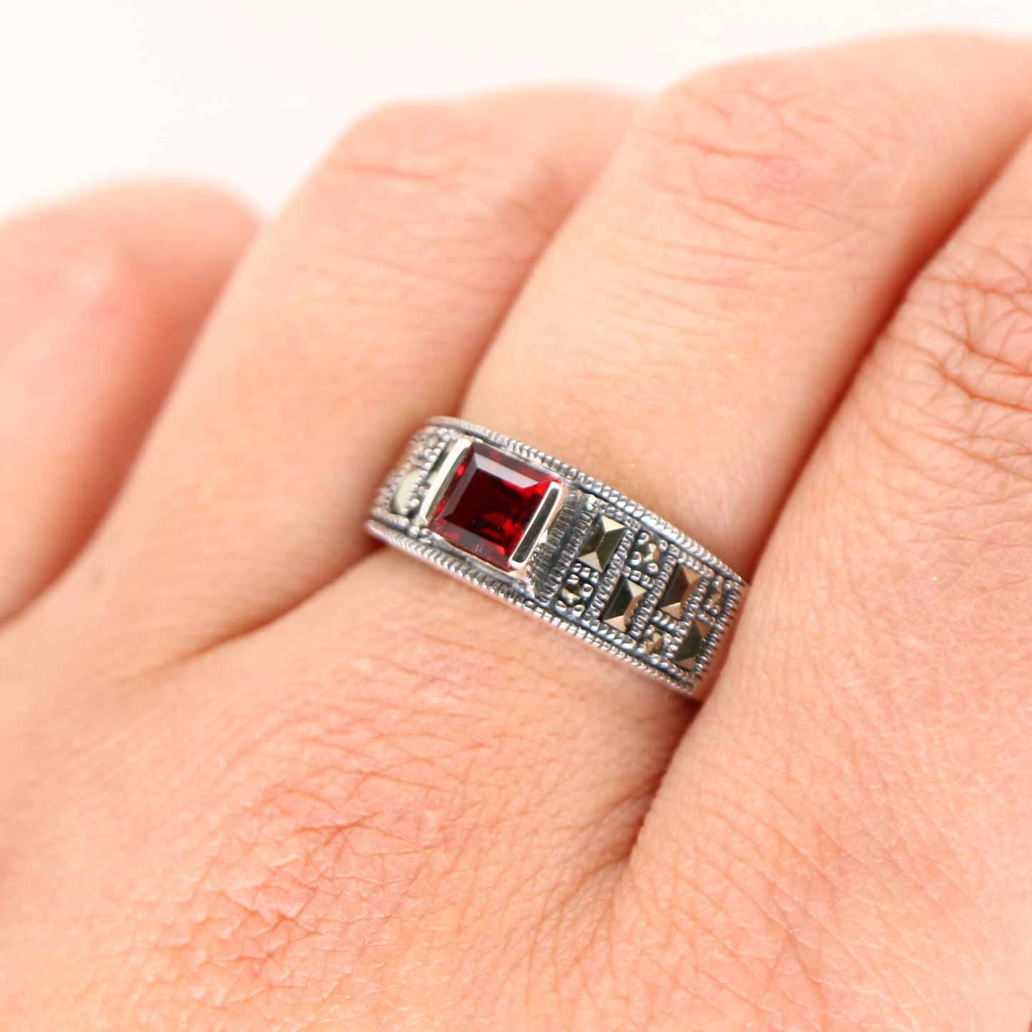 Square cut garnet ring in sterling silver with marcasite